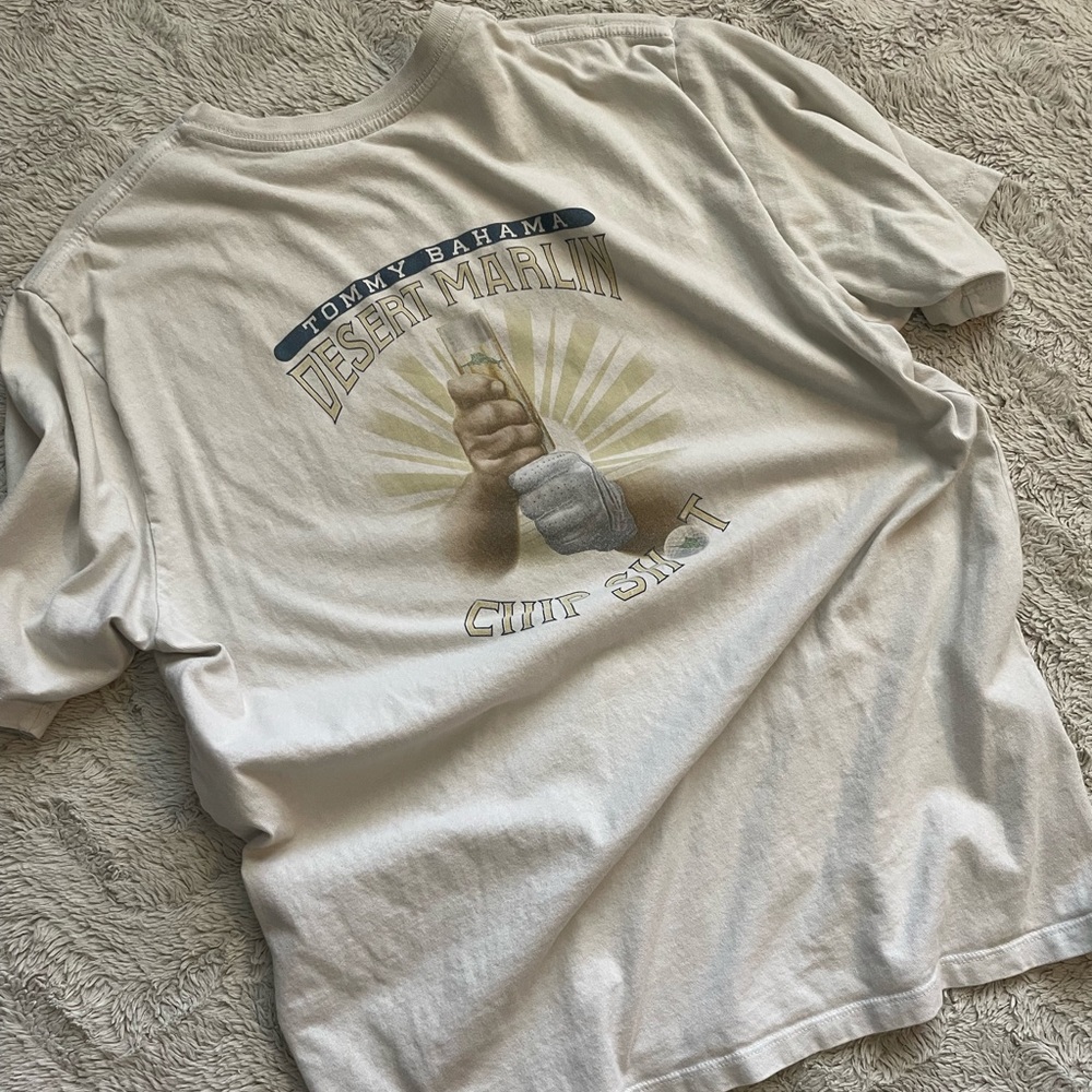 Tommy Bahama Desert Marlin Chip shot tee